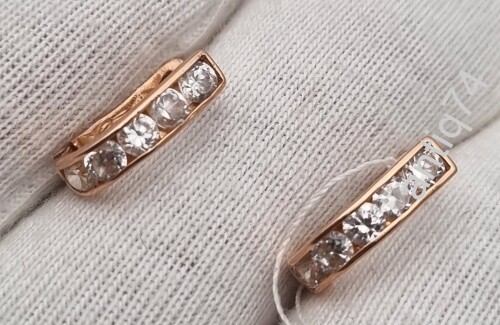 Красивые серьги с камнями. Золото, 585 пр